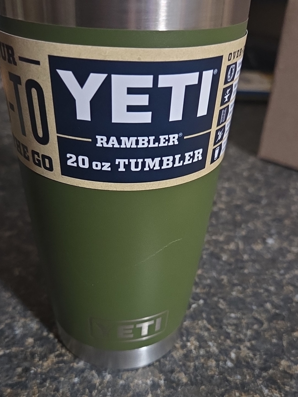 YETI Rambler 20 oz Tumbler - Olive Green Small Light Scratch